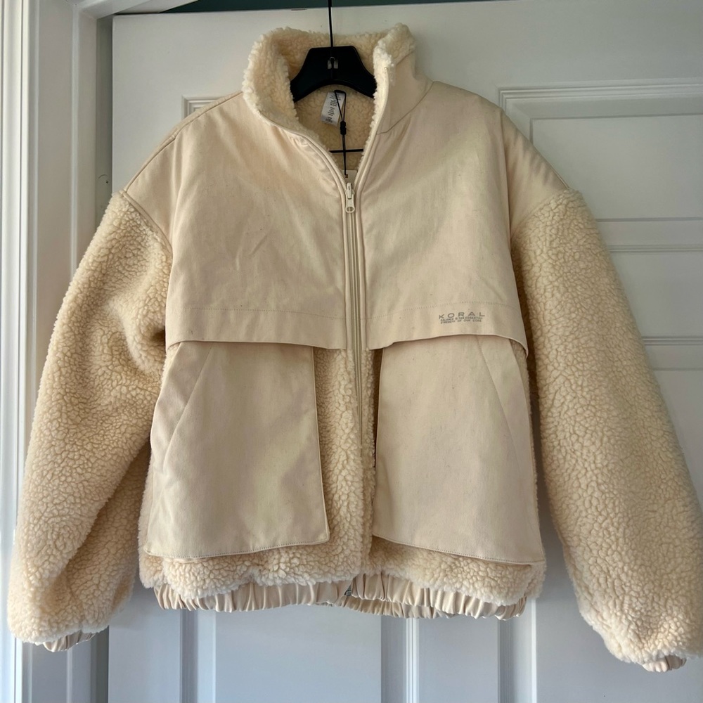 Koral Reversible twill paneled faux shearling jacket - Picture 4 of 6